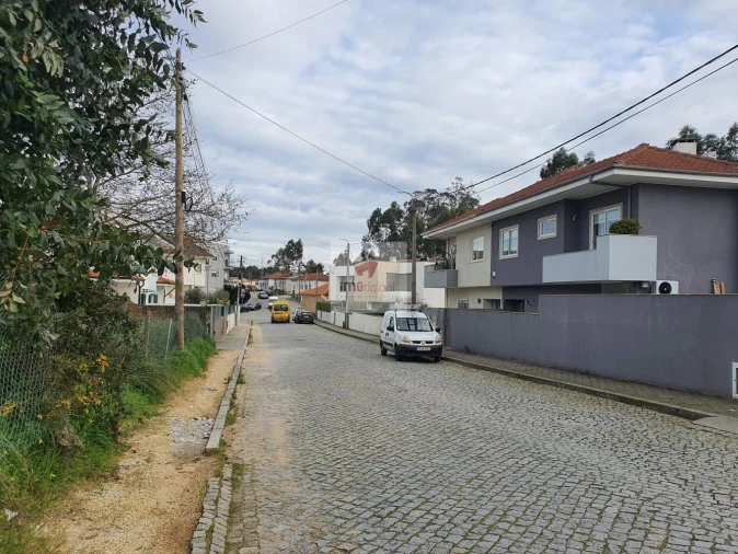 Terreno para Venda em Gulpilhares e Valadares Foto 3
