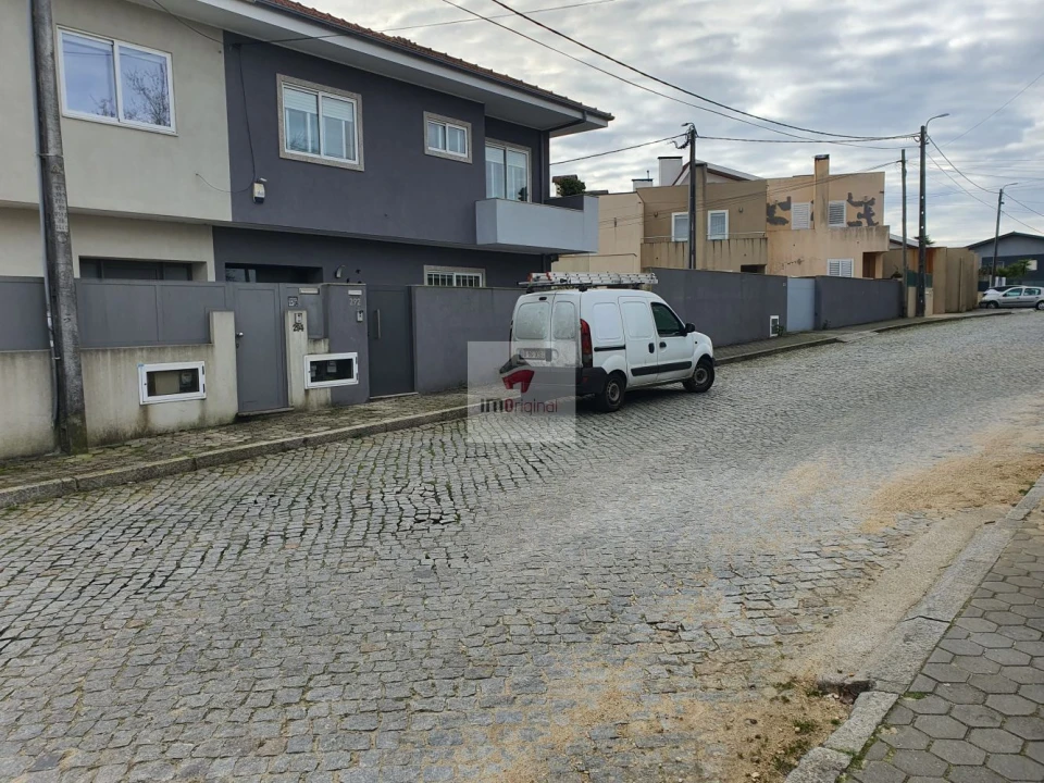 Terreno para Venda em Gulpilhares e Valadares Foto 6