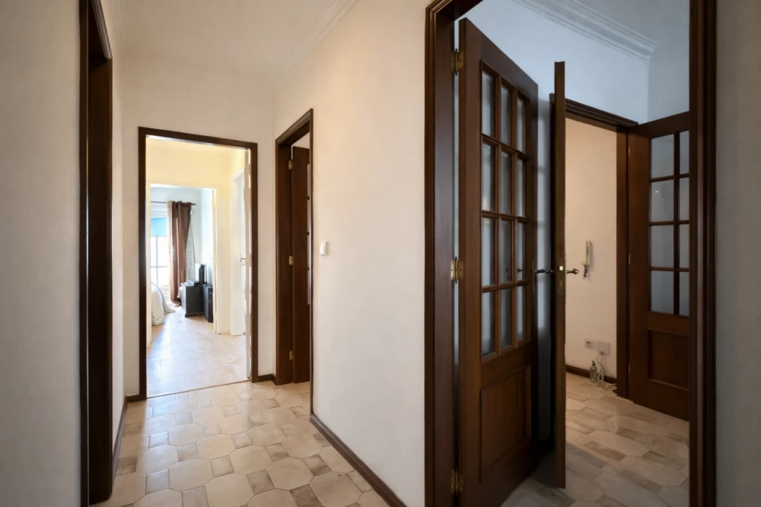 Apartamento T2 para Venda em Cidade da Maia Foto 5