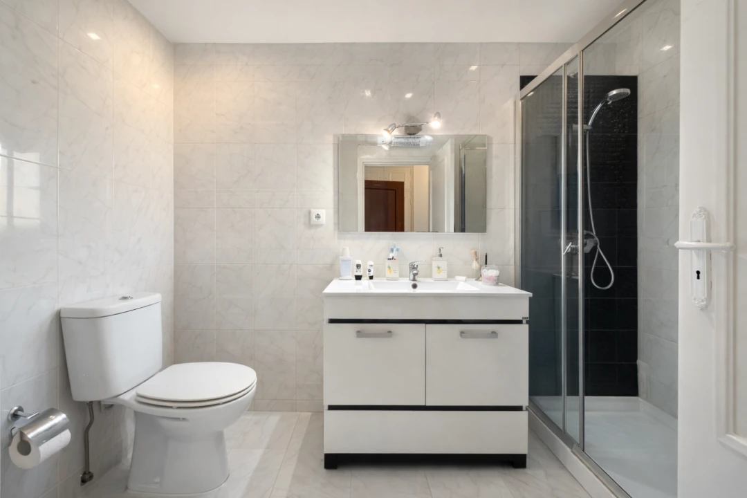 Apartamento T2 para Venda em Cidade da Maia Foto 17