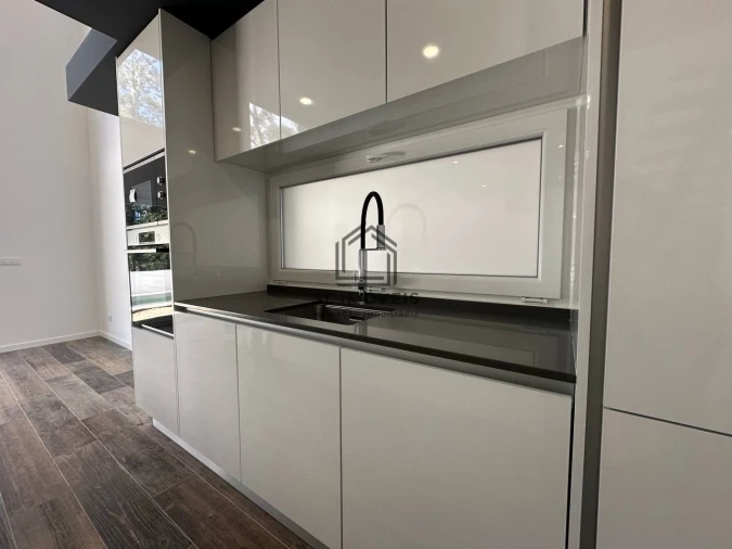 Moradia T3 para Venda em Sesimbra (Castelo) Foto 7