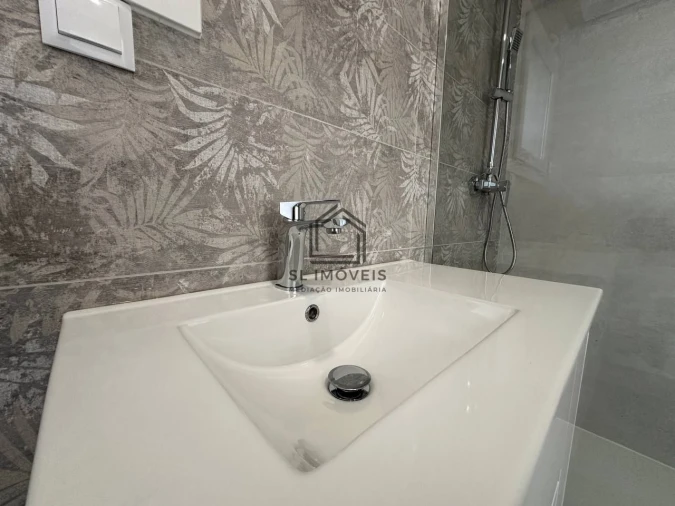 Moradia T3 para Venda em Sesimbra (Castelo) Foto 18