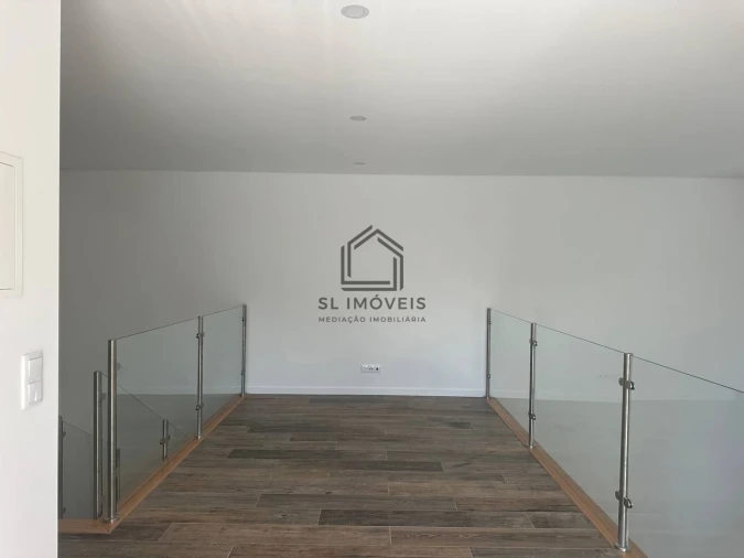 Moradia T3 para Venda em Sesimbra (Castelo) Foto 35