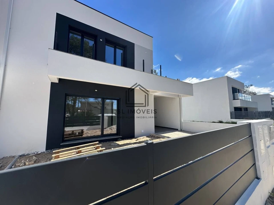 Moradia T3 para Venda em Sesimbra (Castelo) Foto 43