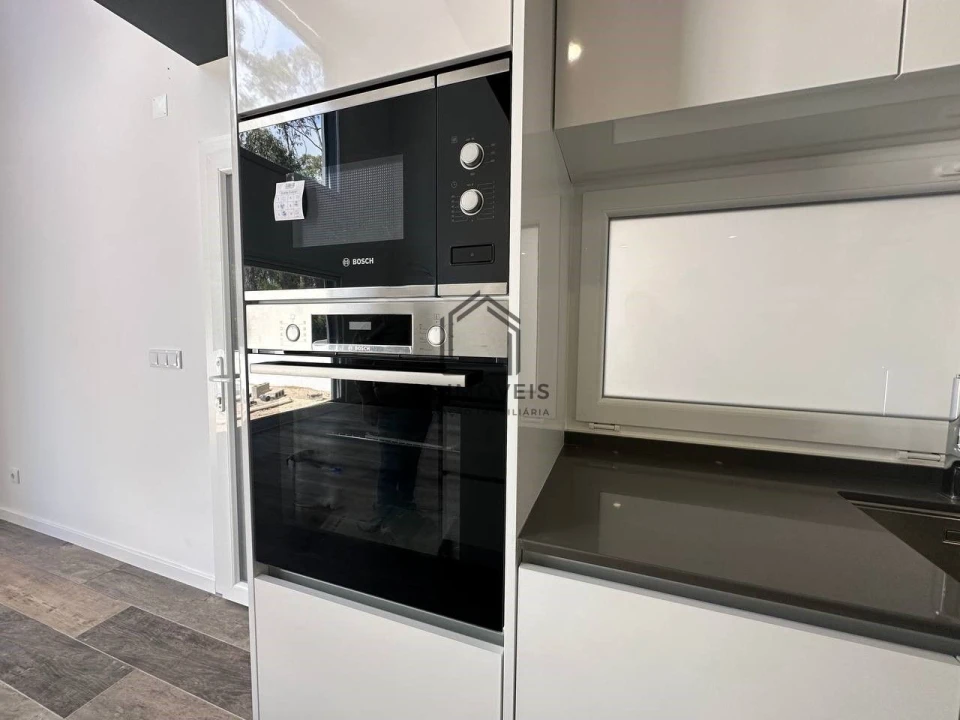 Moradia T3 para Venda em Sesimbra (Castelo) Foto 3