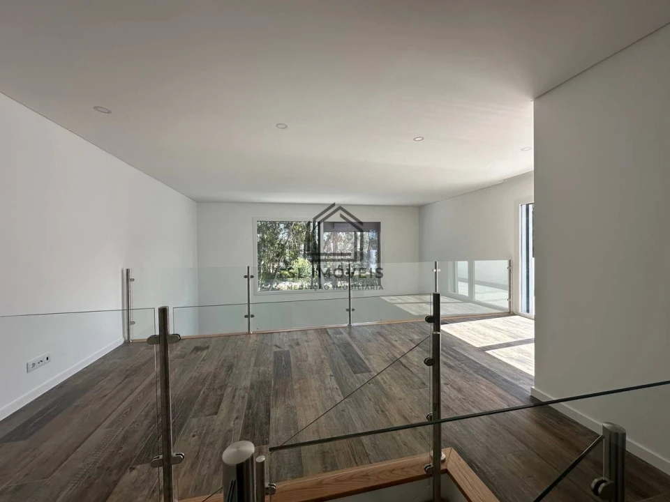 Moradia T3 para Venda em Sesimbra (Castelo) Foto 21