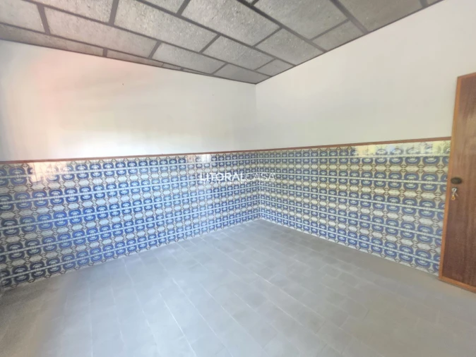 Loja para Arrendamento em Oiã Foto 10