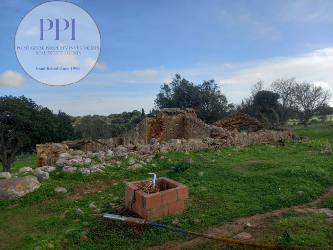 Moradia T1 para Venda em Bensafrim e Barão de São João Foto 8