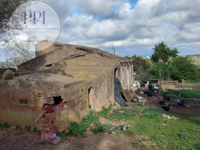 Moradia T1 para Venda em Bensafrim e Barão de São João Foto 13