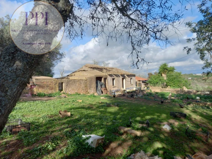 Moradia T1 para Venda em Bensafrim e Barão de São João Foto 11