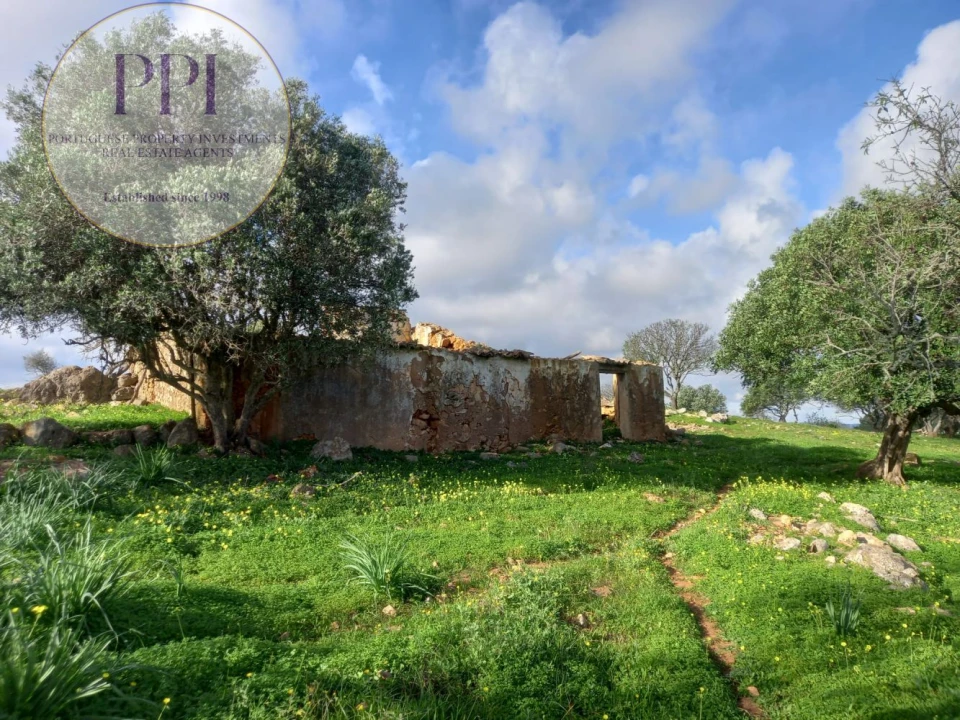 Moradia T1 para Venda em Bensafrim e Barão de São João Foto 20