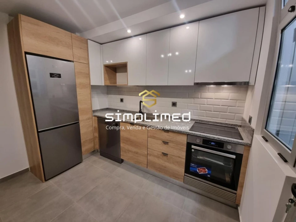 Apartamento T2 para Venda em Setubal (São Sebastião) Foto 2