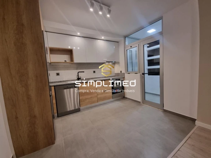 Apartamento T2 para Venda em Setubal (São Sebastião)