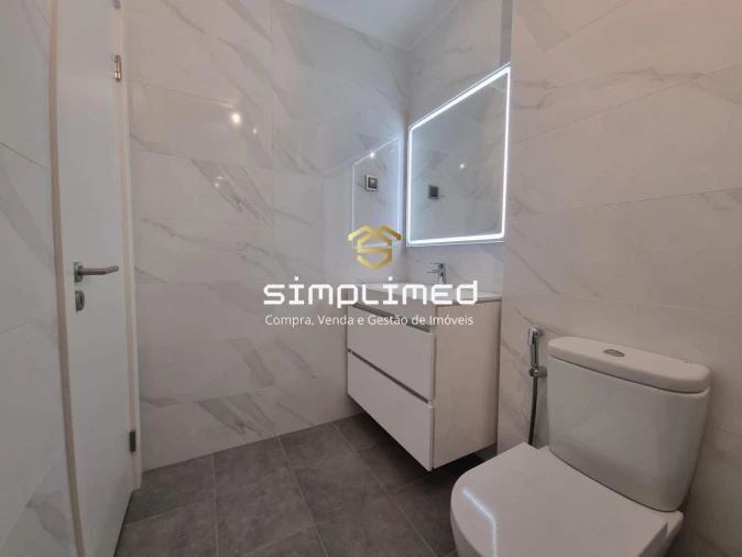 Apartamento T2 para Venda em Setubal (São Sebastião) Foto 17