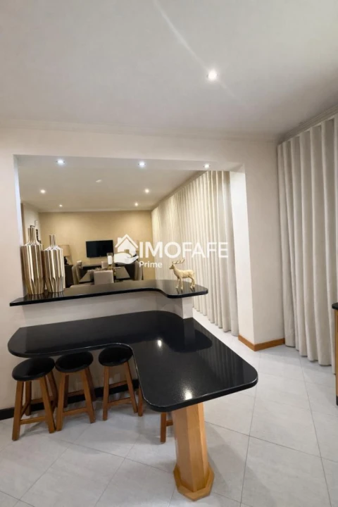 Moradia T4 para Venda em Golães