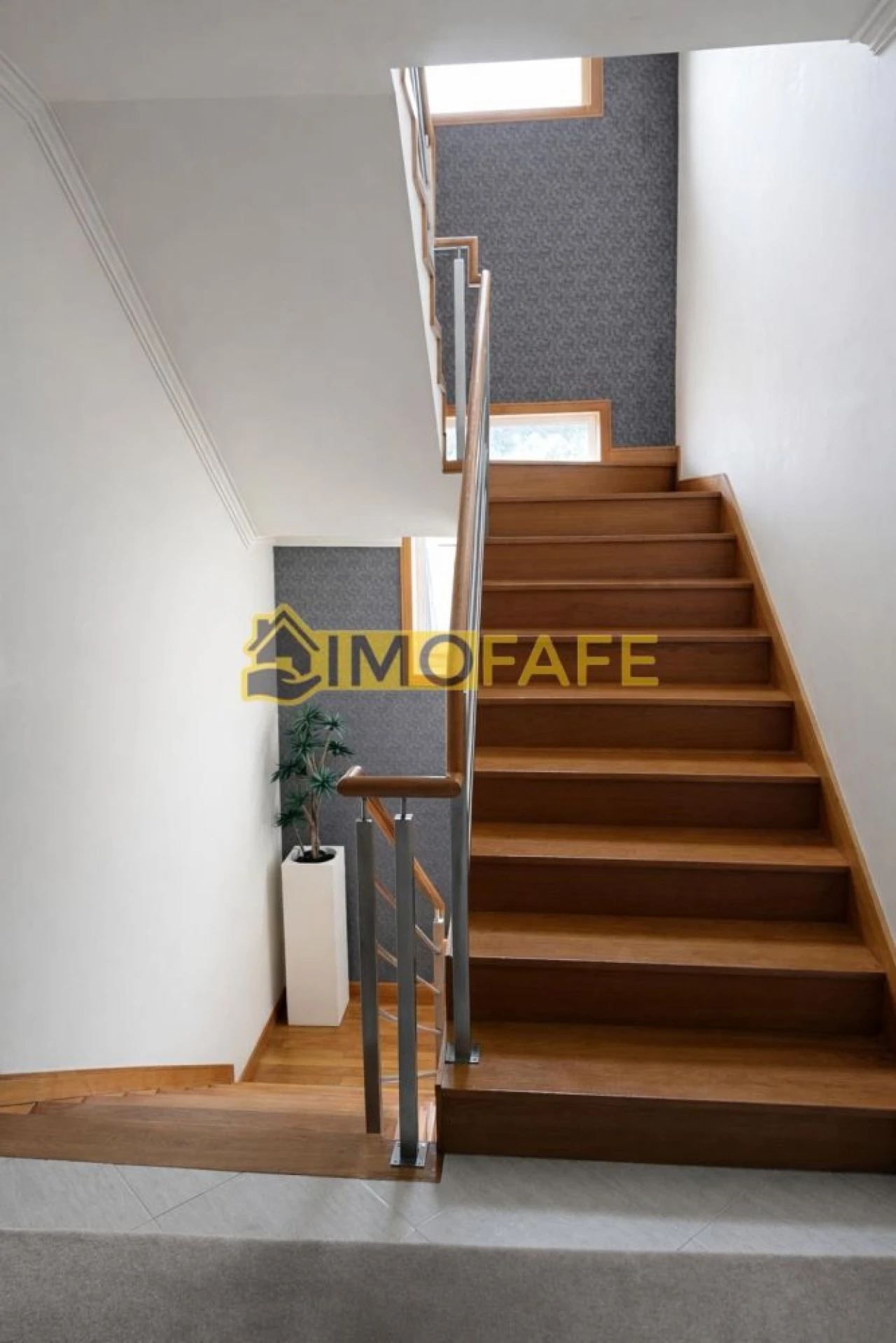 Moradia T4 para Venda em Golães Foto 13