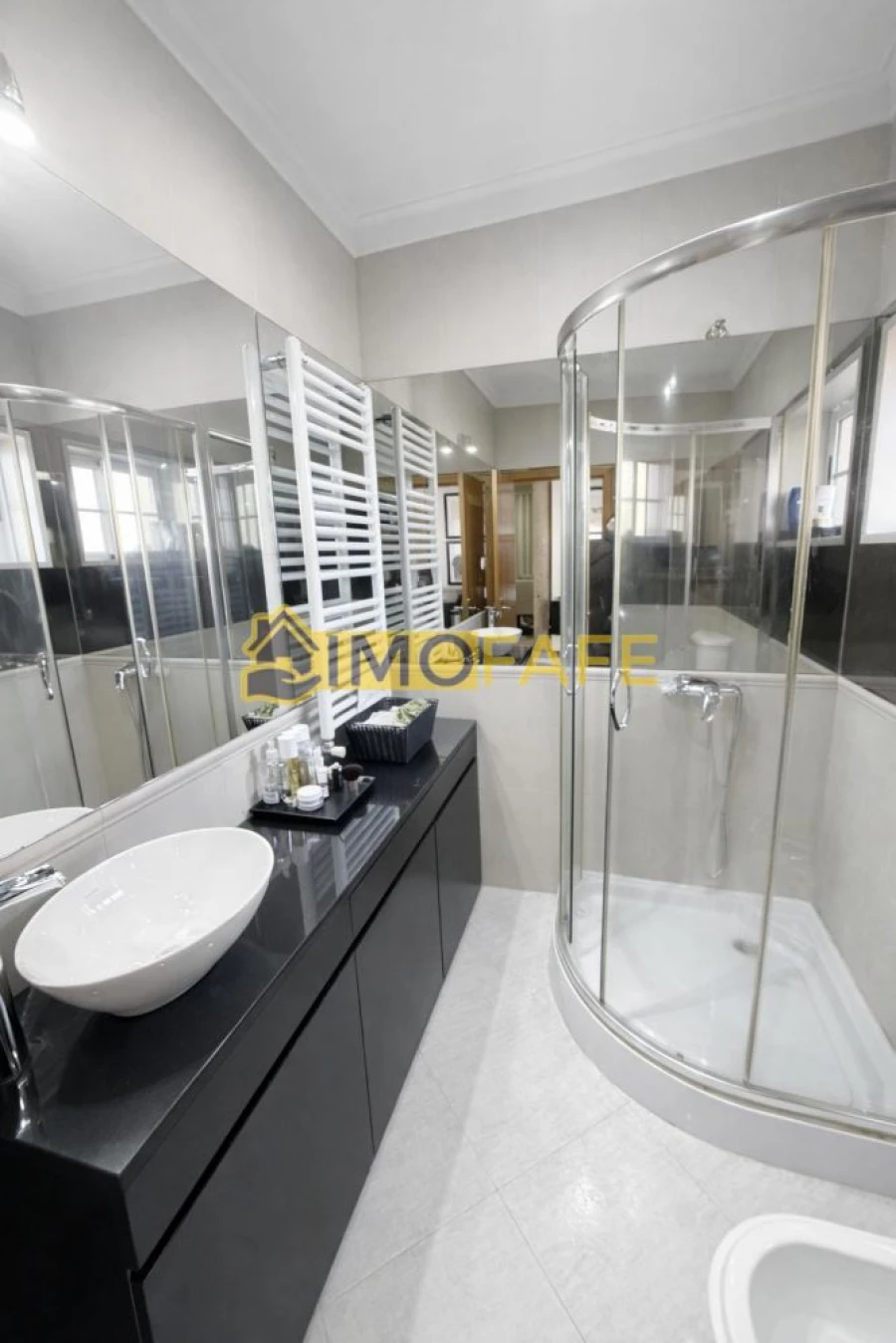 Moradia T4 para Venda em Golães Foto 10