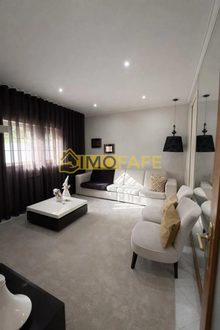 Moradia T4 para Venda em Golães Foto 12