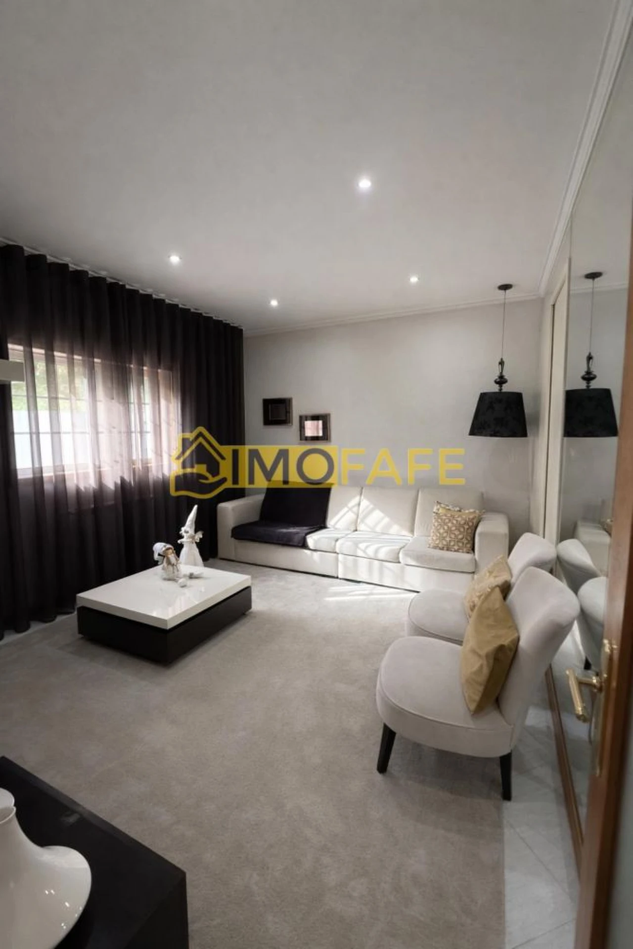 Moradia T4 para Venda em Golães Foto 12