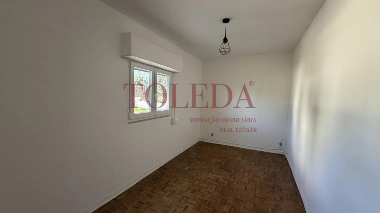 Moradia T4 para Venda em Casais e Alviobeira Foto 24