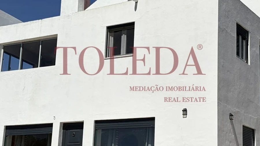 Moradia T4 para Venda em Casais e Alviobeira