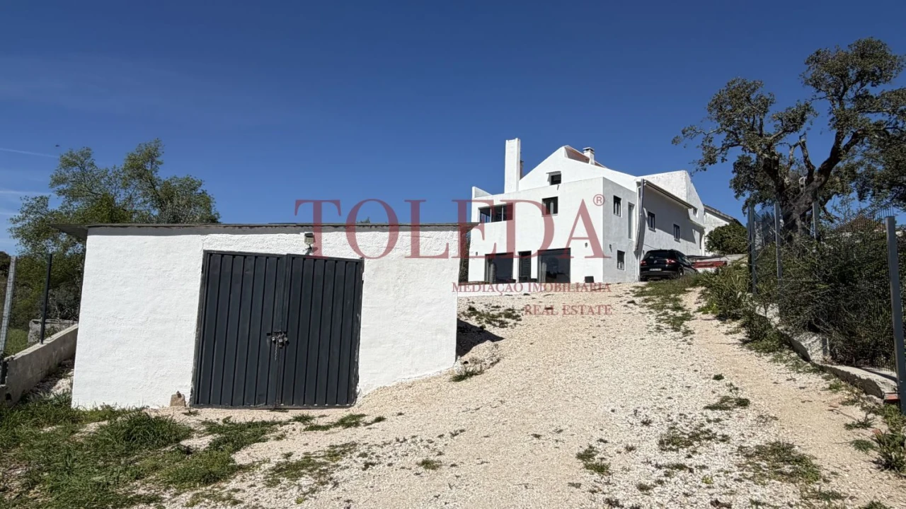 Moradia T4 para Venda em Casais e Alviobeira Foto 47