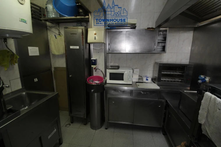 Loja para Trespasse em Pontinha e Famões Foto 7