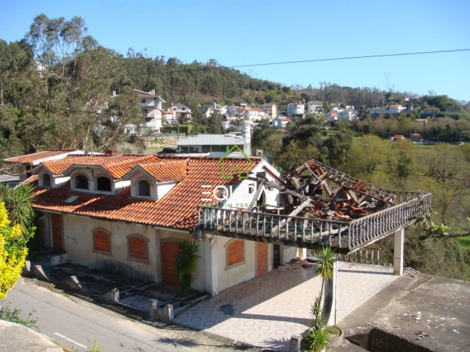 Moradia T3 para Venda em Lordelo Foto 7