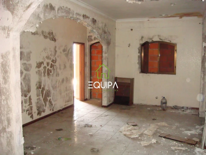 Moradia T3 para Venda em Lordelo Foto 16