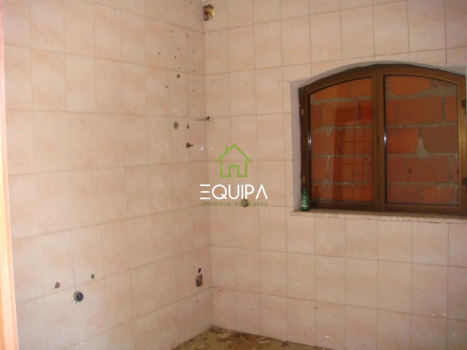 Moradia T3 para Venda em Lordelo Foto 11