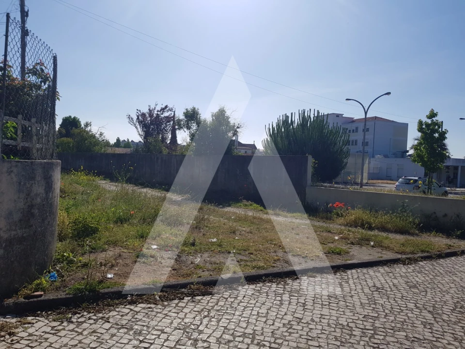 Terreno para Venda em Ovar, São João, Arada e São Vicente de Pereira Jusã Foto 1