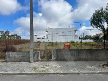 Terreno para Venda em Aradas