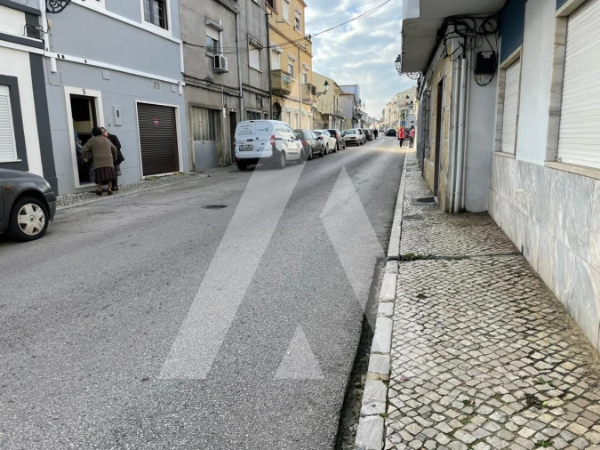 Terreno para Venda em Seixal, Arrentela e Aldeia de Paio Pires Foto 3