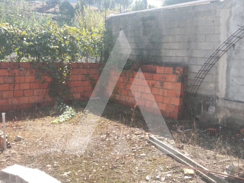 Terreno para Venda em Oiã Foto 7