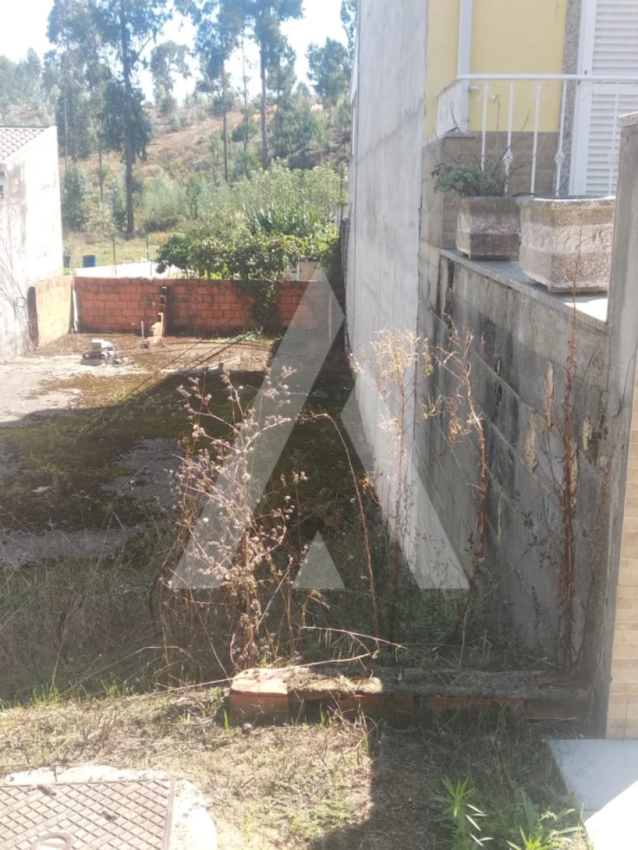 Terreno para Venda em Oiã Foto 4