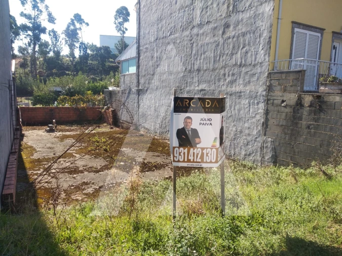 Terreno para Venda em Oiã Foto 2