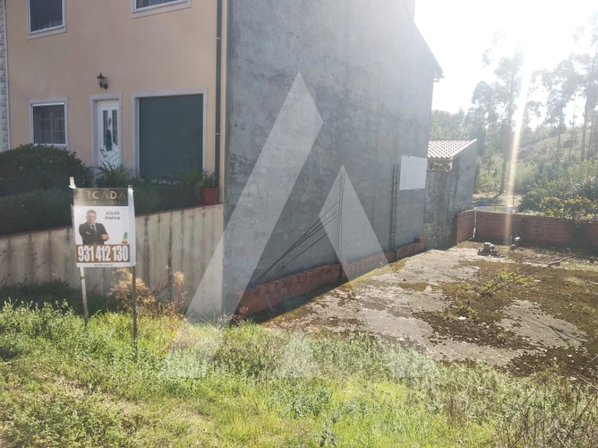 Terreno para Venda em Oiã