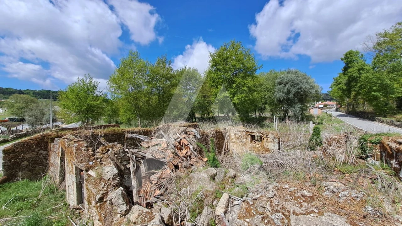 Terreno para Venda em Orgens Foto 9
