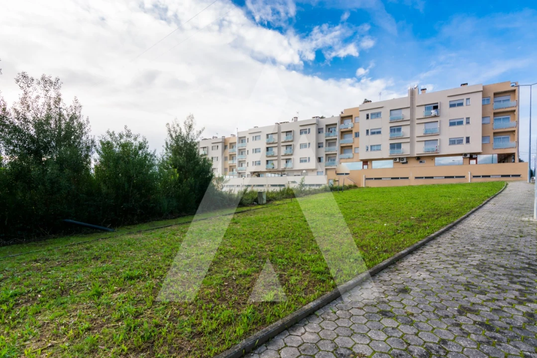Terreno para Venda em São João de Ver Foto 2