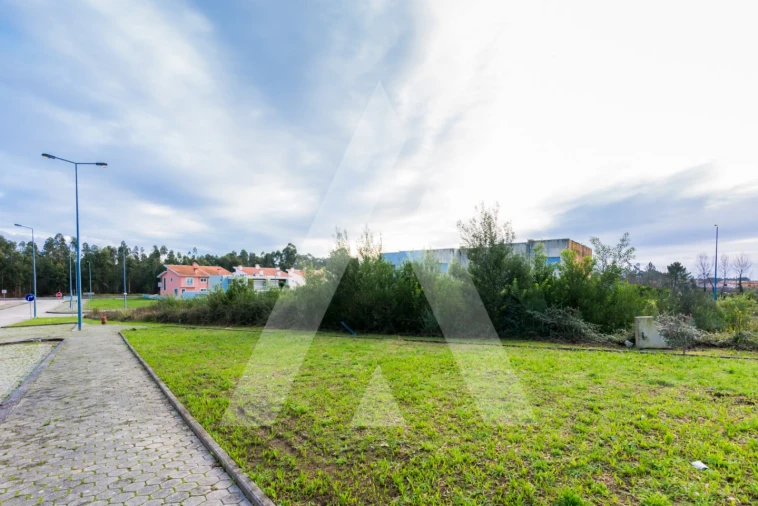 Terreno para Venda em São João de Ver Foto 1