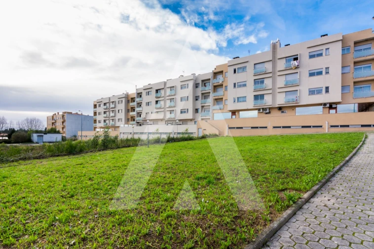 Terreno para Venda em São João de Ver Foto 3