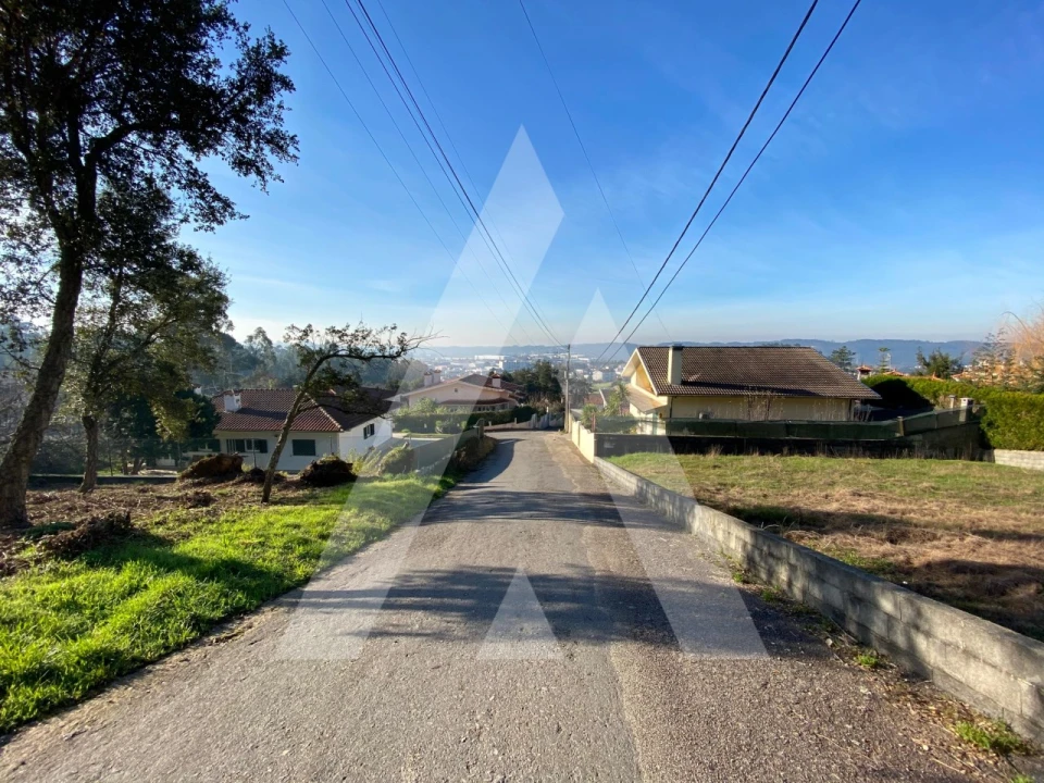 Terreno para Venda em O. Azeméis, Riba-Ul, Ul, Macinhata Seixa, Madail Foto 5