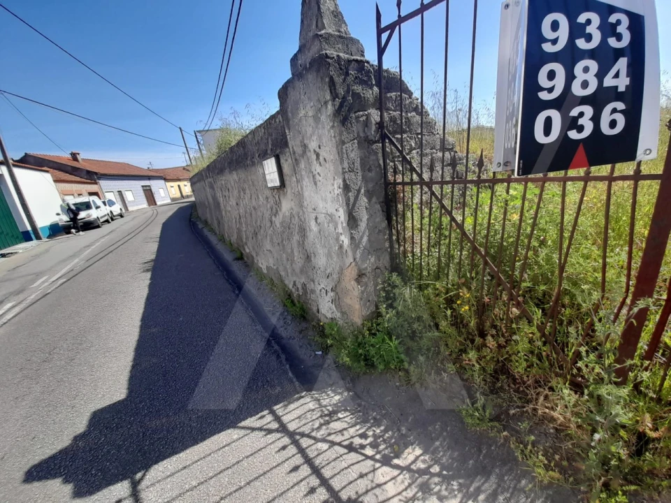 Terreno para Venda em Esgueira Foto 11