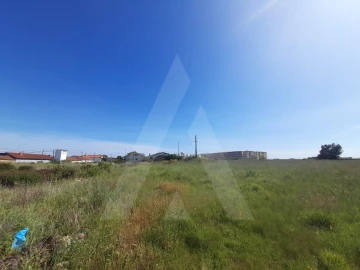 Terreno para Venda em Esgueira