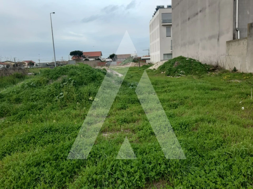 Terreno para Venda em Gafanha da Nazaré Foto 1