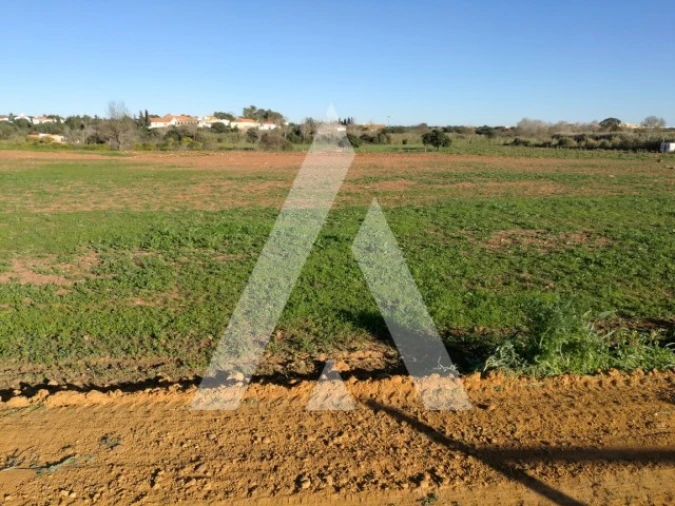 Terreno para Venda em Quarteira Foto 11