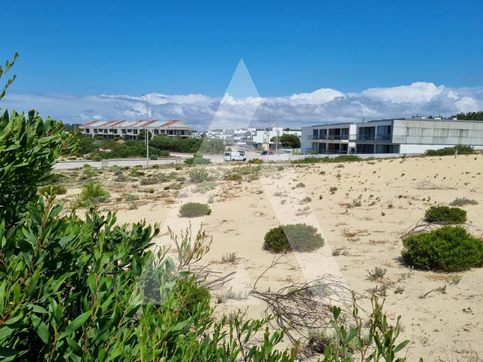 Terreno para Venda em Pataias e Martingança Foto 1