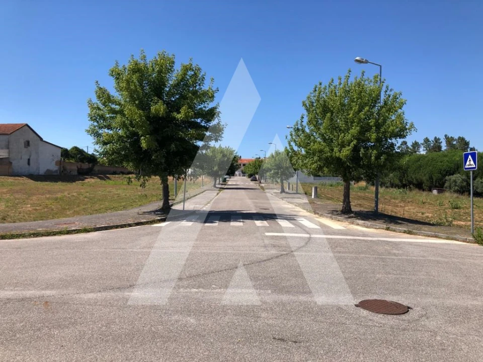 Terreno para Venda em Arcos e Mogofores Foto 4