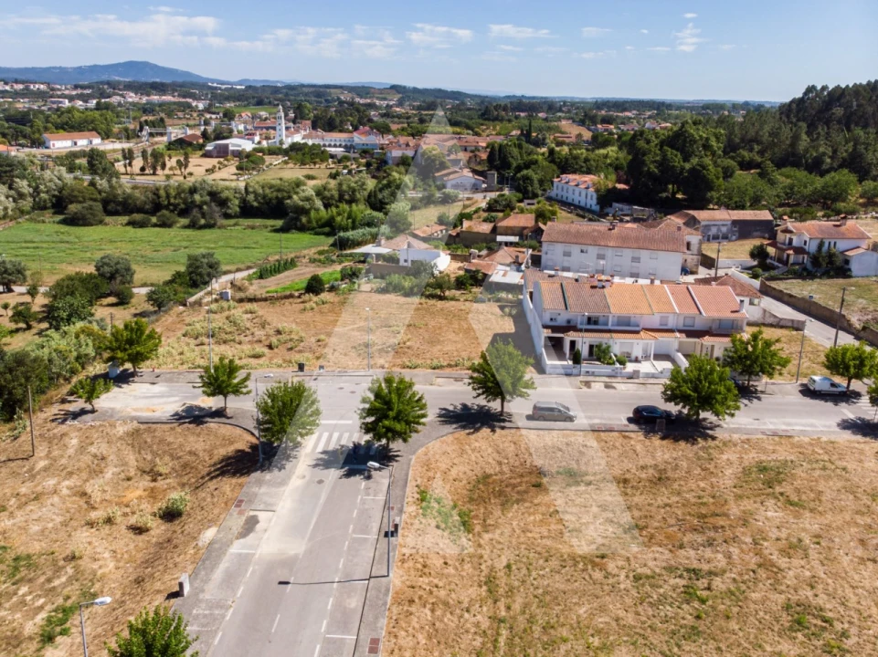 Terreno para Venda em Arcos e Mogofores Foto 1