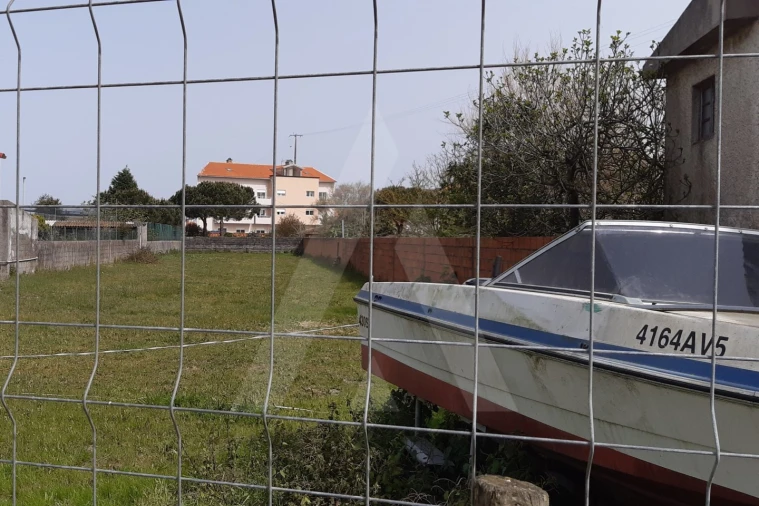 Terreno para Venda em Gafanha da Nazaré Foto 2